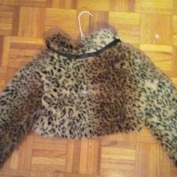 Cropped Children's Place Faux Fur Jacket - Picture 2 of 4